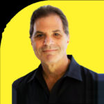 Dennis Schaal, Skift journalist, author of the article discussing Expedia's approach to online customer service with artificial intelligence.