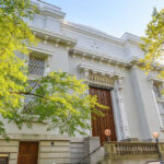 Exterior view of Society Hill Synagogue in Philadelphia, showcasing its welcoming facade for synagogue services.