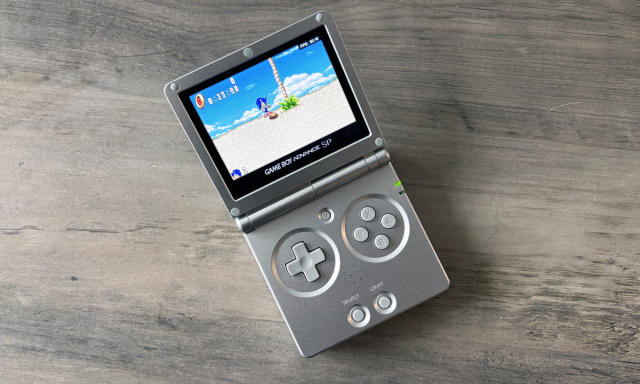 Anbernic RG35XXSP gaming handheld