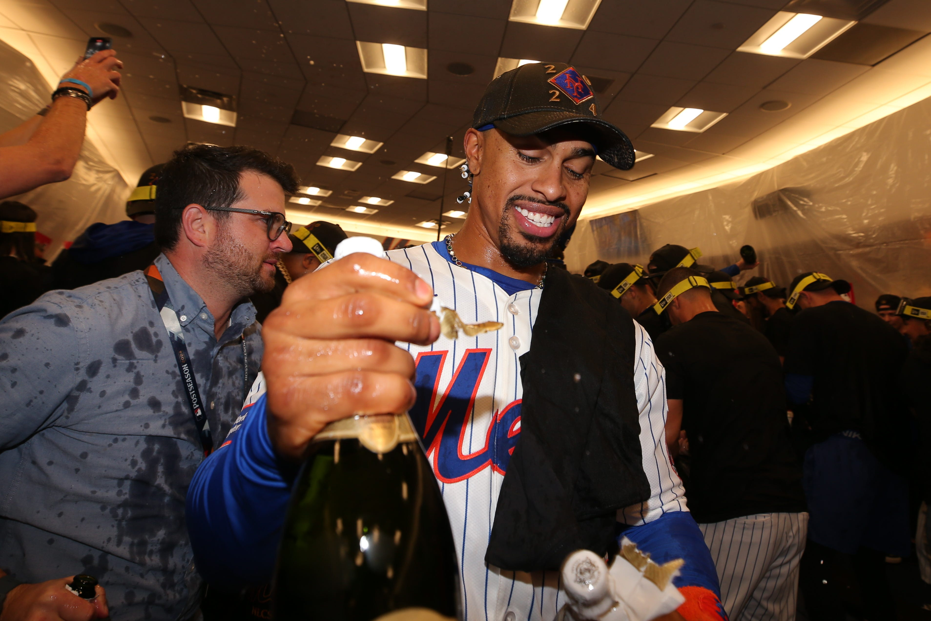NY Mets celebrate clinching 2024 NLCS trip with win over Phillies