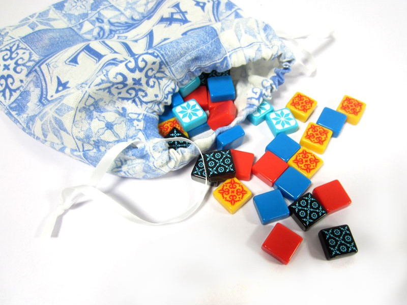 Azul game tiles