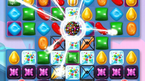 A game in progress in Candy Crush Soda Saga, a classic match-three puzzle game for Android in 2024.