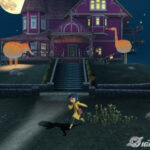 Coraline has a look around
