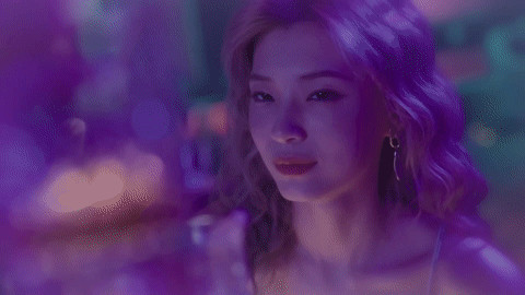 Charming Ingenue Girl in Love Is All Around Game