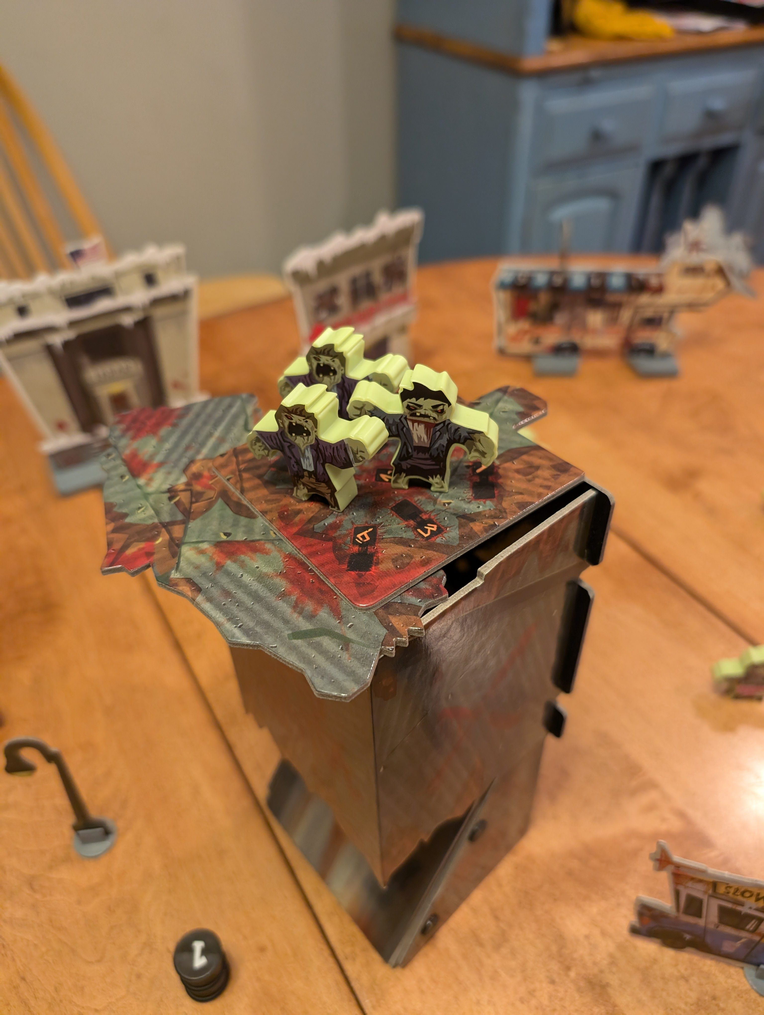Flick 'em Up! Dead of Winter: Strategic Noise Management