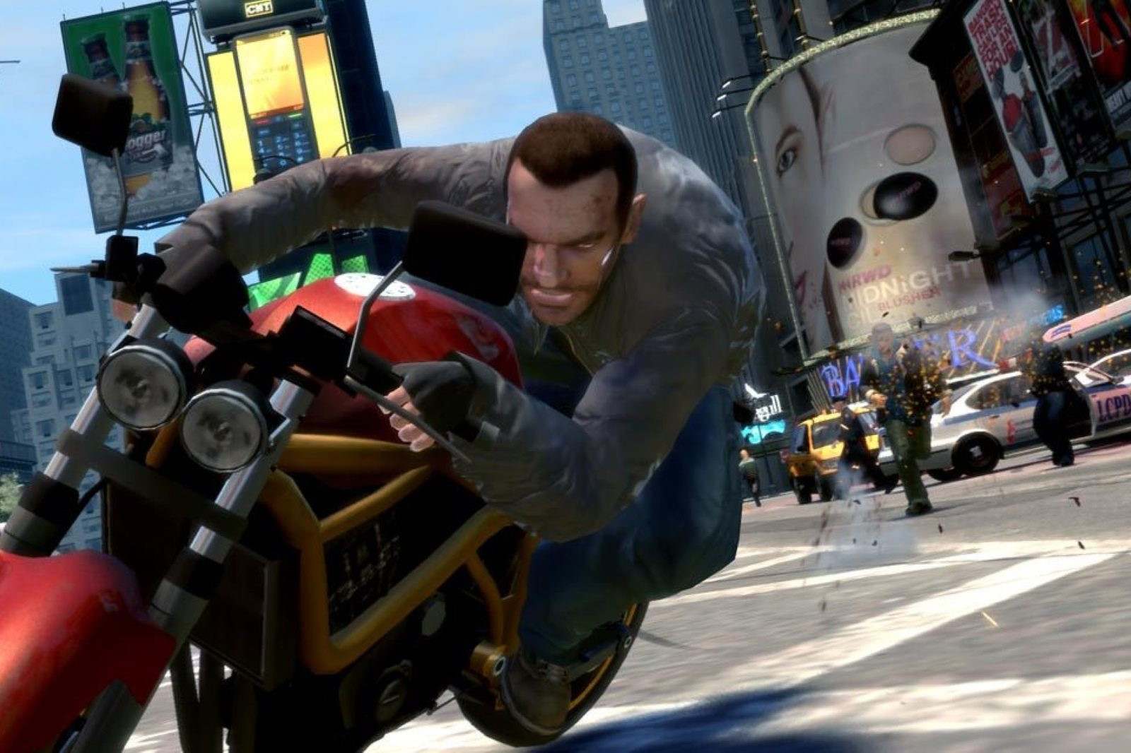 GTA 4 showing a man riding a motorbike