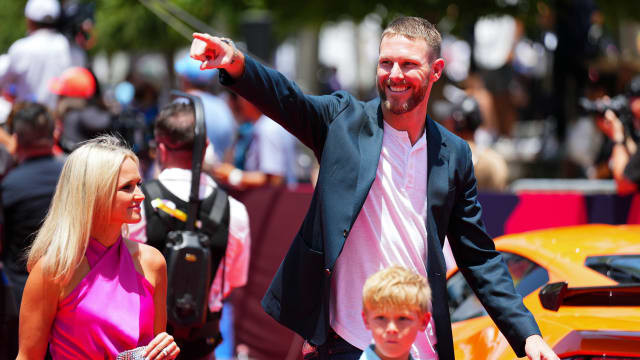 MLB All-Star Red Carpet Show