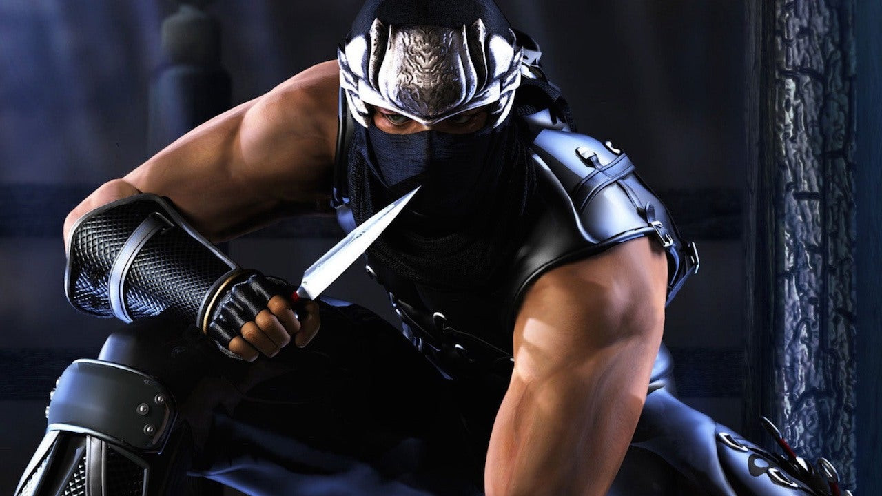 A ninja wielding a knife