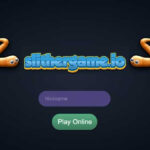 Slither.io gameplay showing colorful snakes competing