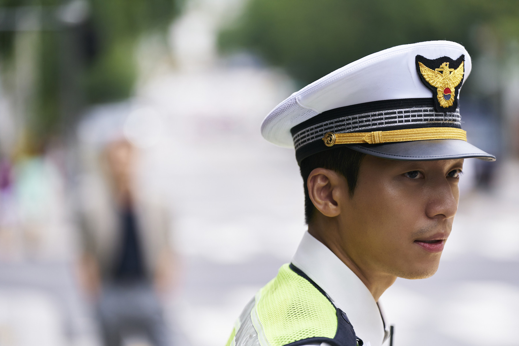 Wi Ha-jun as Hwang Jun-ho in Squid Game S2
