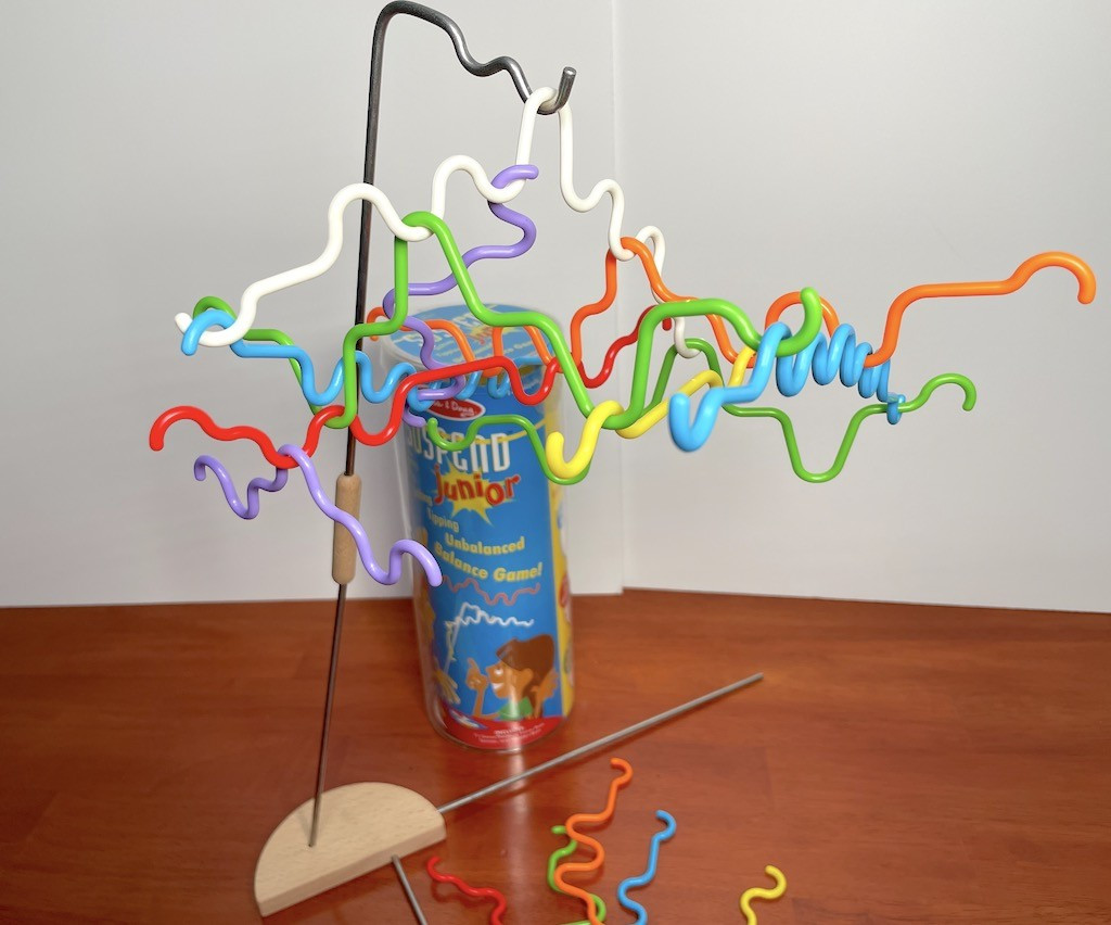 Suspend Junior balancing game