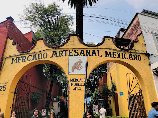 Doodle marketing lead Perla, and guest artist Cecilia in Mexico City for a Loteria research trip