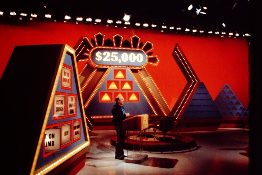 Dick Clark hosting The ,000 Pyramid.