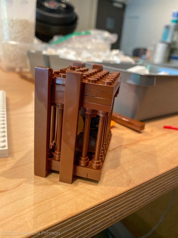 LEGO Game of Thrones Elevator Design