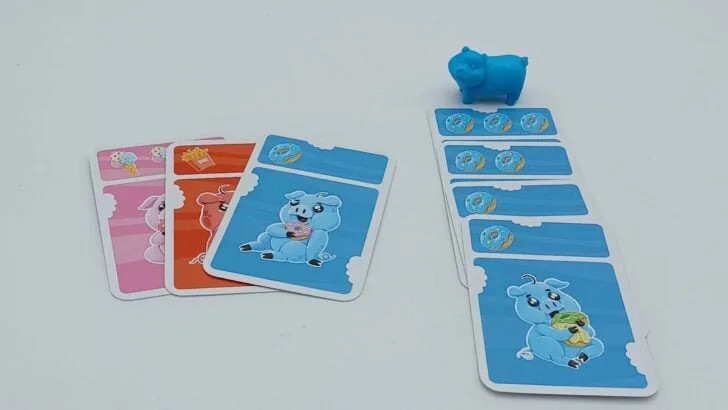 Scoring points by matching a pig color